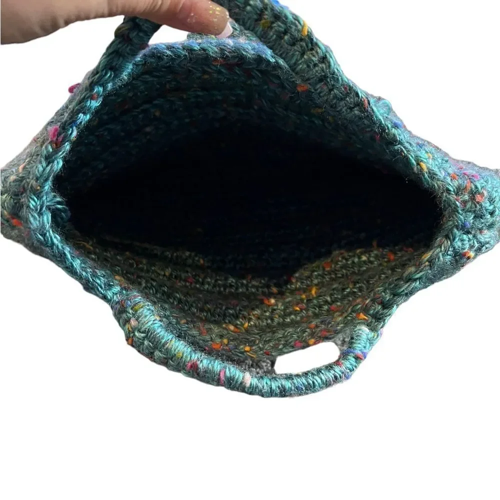Hand Crafted Hand Purse - Picture 3 of 6